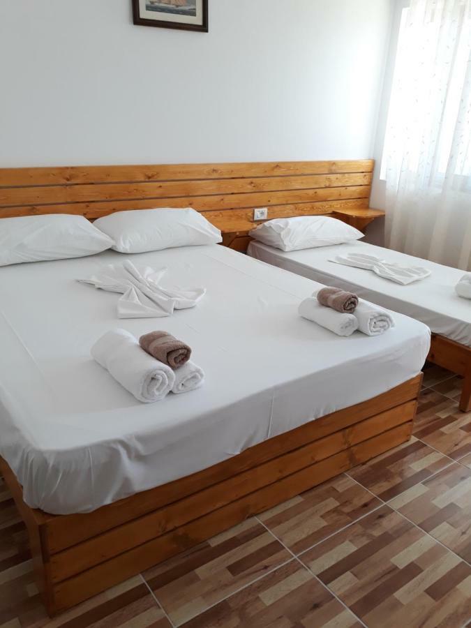 Beleris Rooms Химара Экстерьер фото