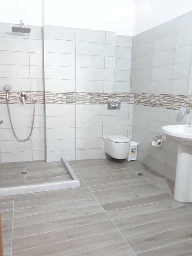 Beleris Rooms Химара Экстерьер фото