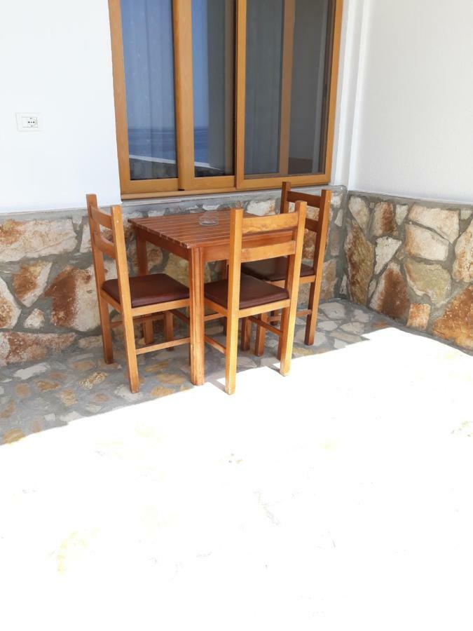 Beleris Rooms Химара Экстерьер фото