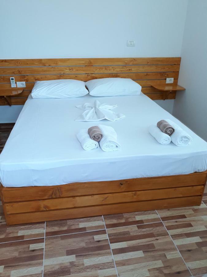 Beleris Rooms Химара Экстерьер фото